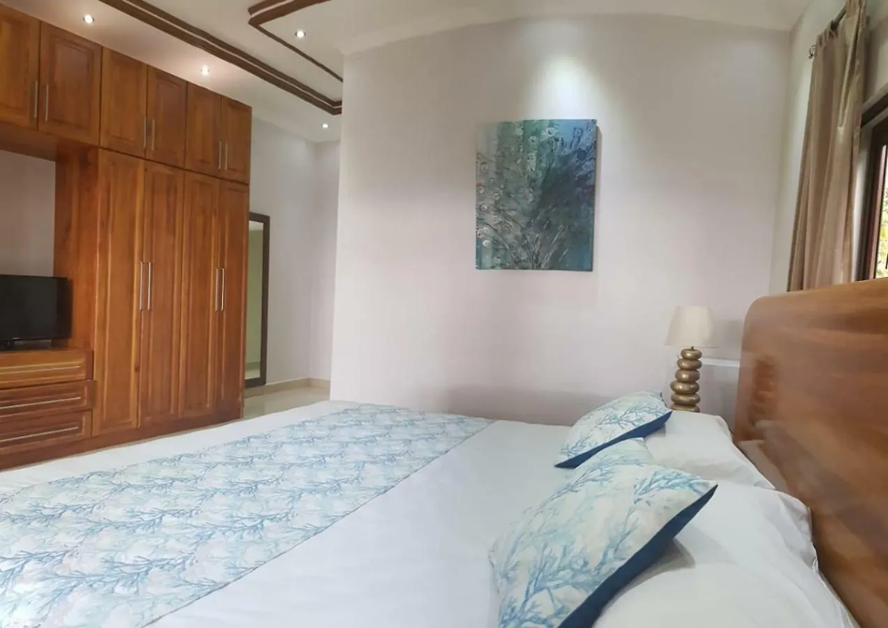 ***  Glacis  캄 소렌토 B&B 세이셸